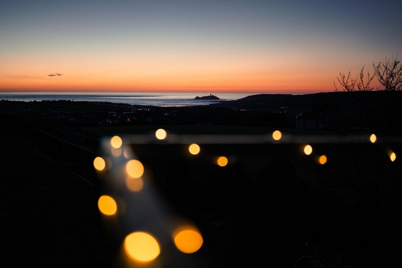 Spacious Sea-View Apt. Overlooking St Ives Bay Gwithian Exterior foto